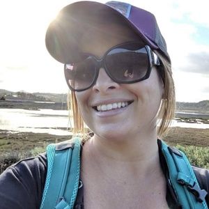 Meet your Posher, Leslie